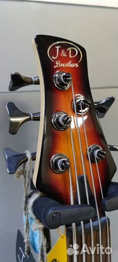 J&D 210-5SB Бас гитара 5 струн безладовая