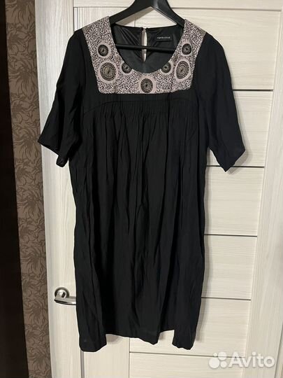 Платье L