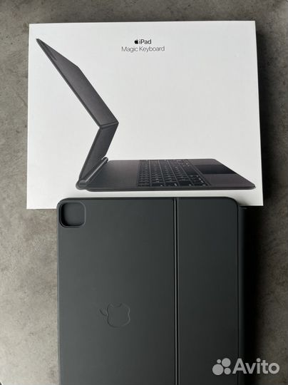 iPad Magic Keyboard 12.9-inch (3rd and 4th gener)