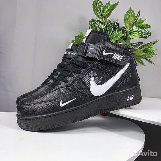 Кроссовки Зимние Nike Air Force1 Mid Black & White