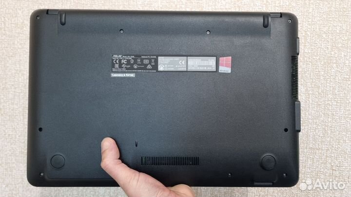 Asus X540LA отличное состояние