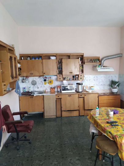 Дом 200 м² на участке 8 сот.