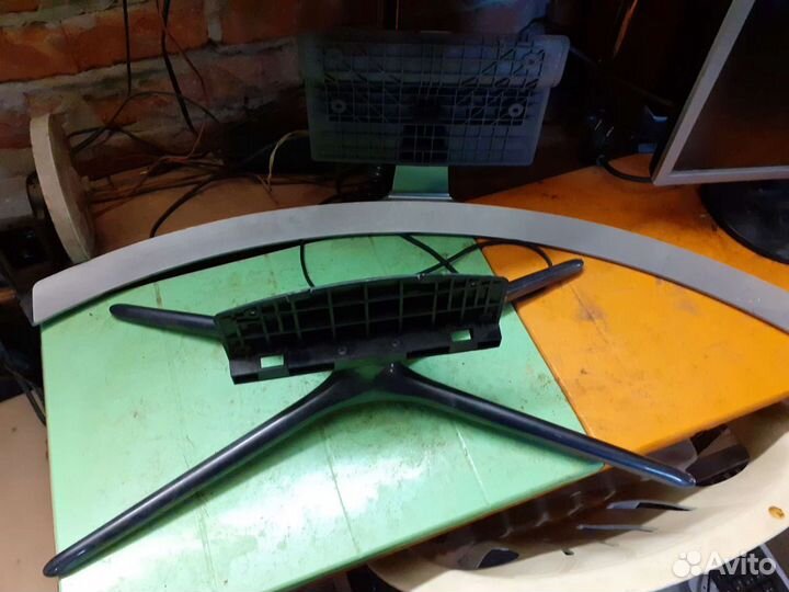 Подставки под телевизоры