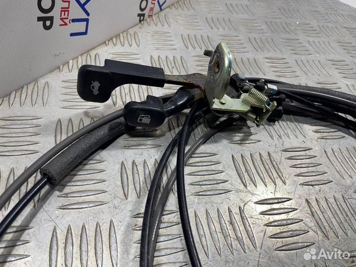 Тросик открытия люка бензобака Kia Rio 3