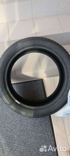 Bridgestone Alenza 001 285/40 R21