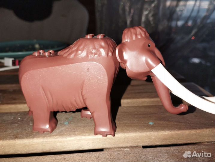 Лего биг фигурка мамонта редкий экземпляр