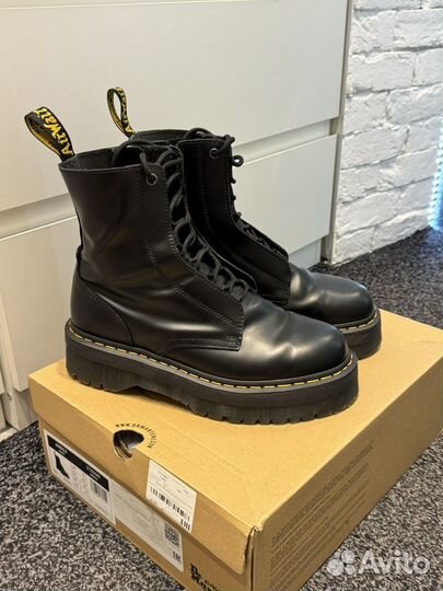 Dr.Martens Jarrick Smooth Leather Platform Boots