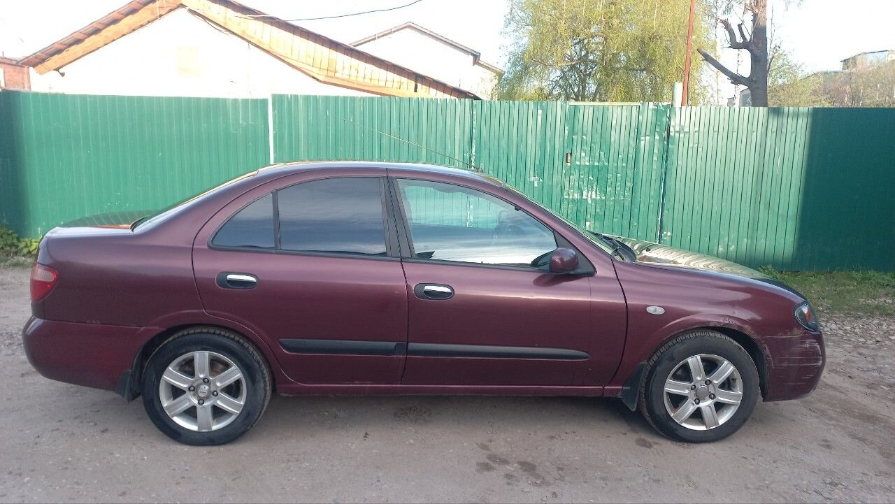 Nissan Almera: фото владельца