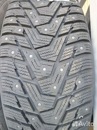 Hankook Winter I'Pike RS2 W429 215/55 R17