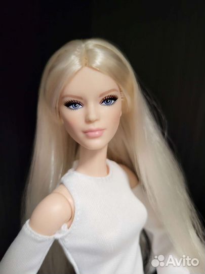 Кукла барби looks #6 Виктория
