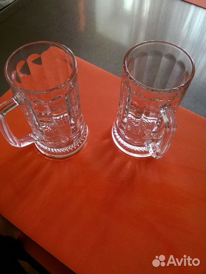 Пивные кружки и бокалы