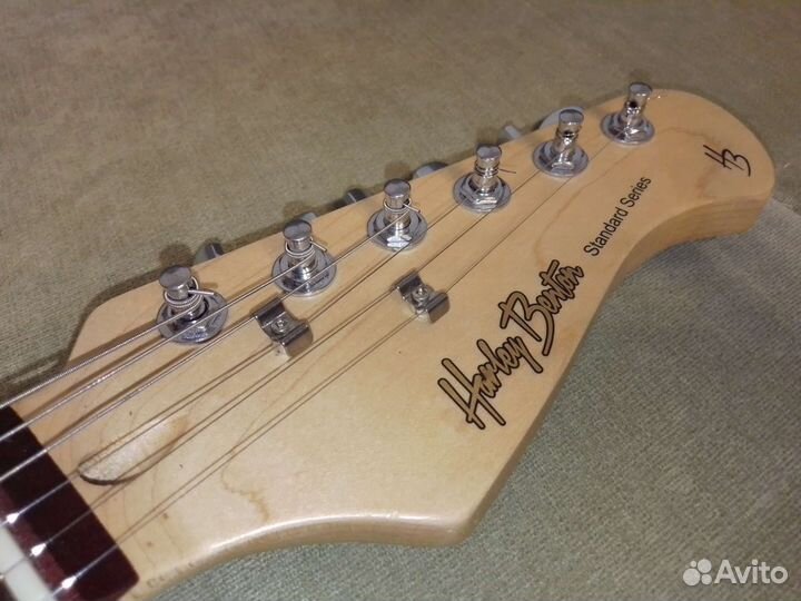 Электрогитара