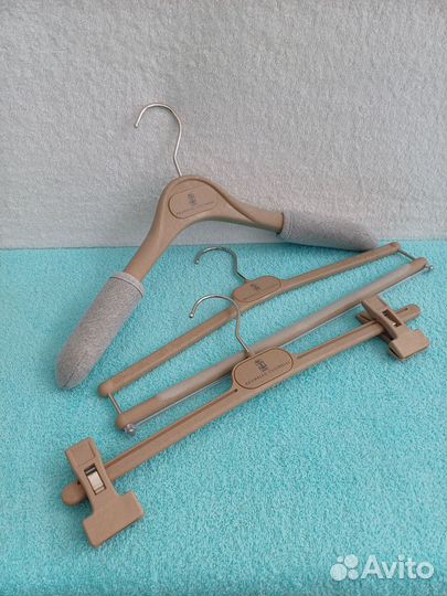 Комплект Brunello Cucinelli три вешалки оригинал