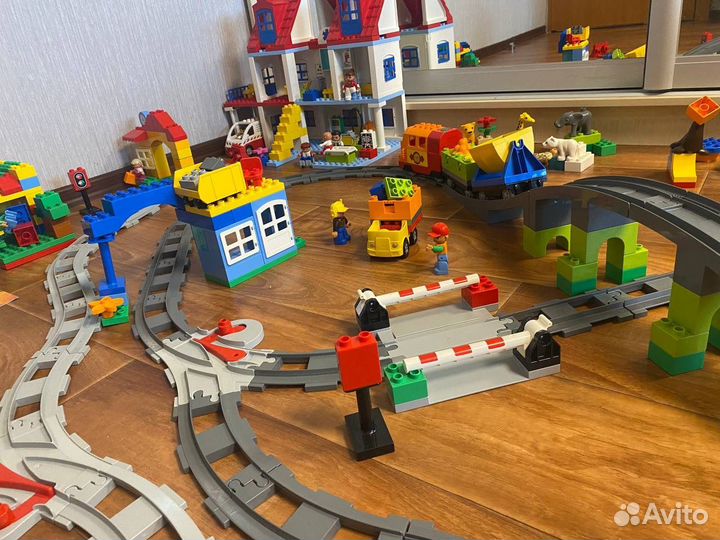 Lego duplo железная дорога, большая больница