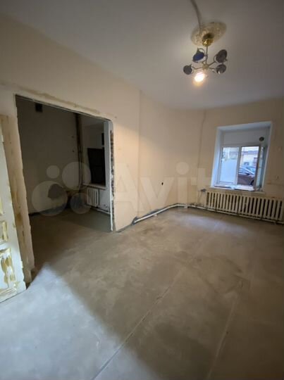 Торговая площадь, 56 м²