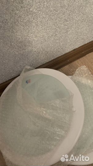 Люстры новые