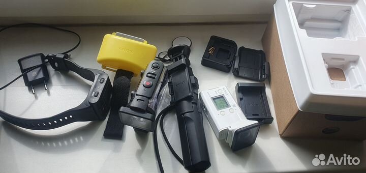 Камера Sony action HDR-AS300R
