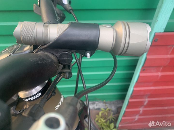 Фонарик fenix rk 22 le