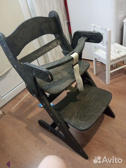 Растущий стул со столиком для кормления