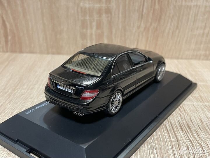 1:43 Schuco Mercedes-Benz c63 amg w204