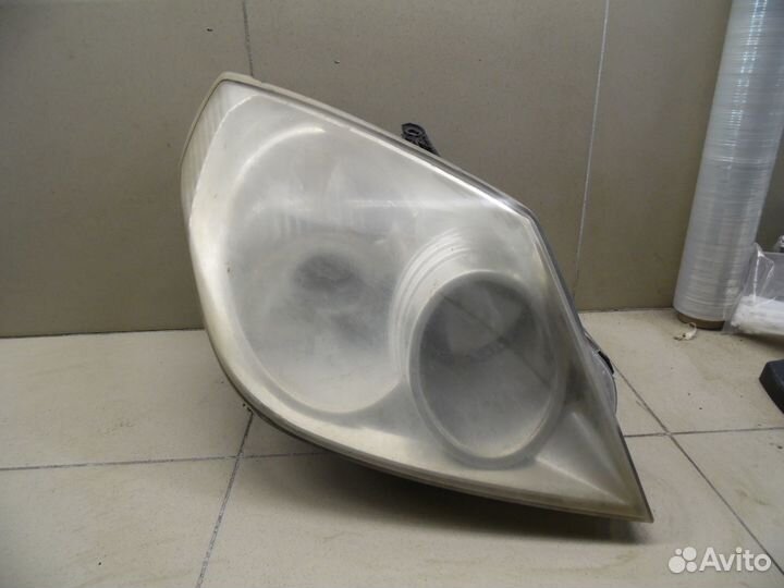 Фара правая MK 2008