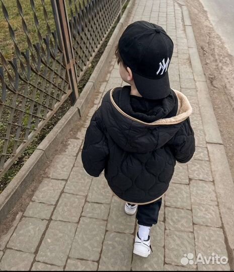 Куртка зара