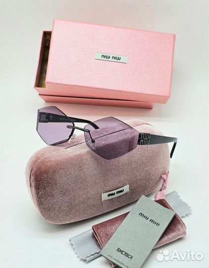 Солнцезащитные очки miu miu