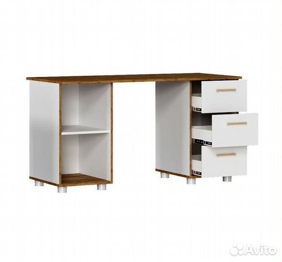 Письменный стол