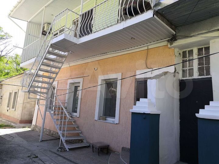 1-к. квартира, 37 м², 1/2 эт.