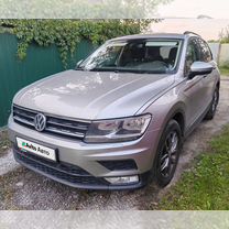 Volkswagen Tiguan 1.4 AMT, 2017, 121 000 км, с пробегом, цена 2 450 000 руб.