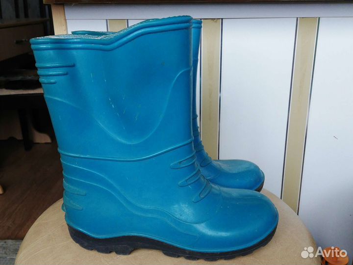 Резиновые сапоги