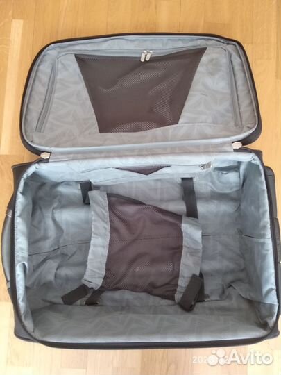 Чемодан на колесах Antler