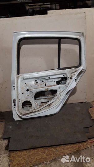 Дверь задняя правая Рено Симбол