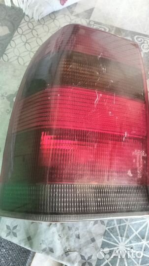 Задние фонари на опель омега А