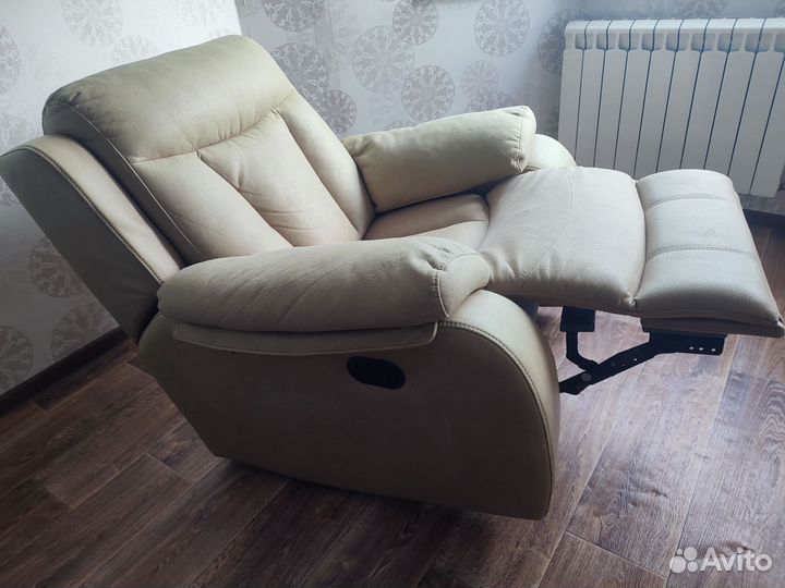 Кресло реклайнер