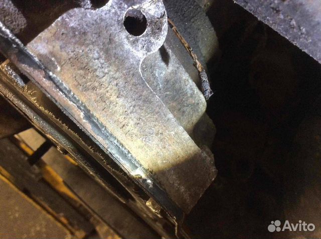 Двигатель Ford Transit 5 2002г