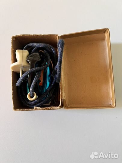 Малогабаритный электрический утюг 67 год