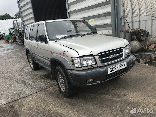 Разбор на запчасти Isuzu Trooper