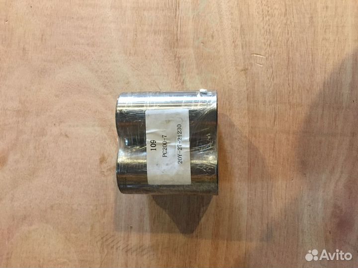 Ось Шестерни на PC200-7