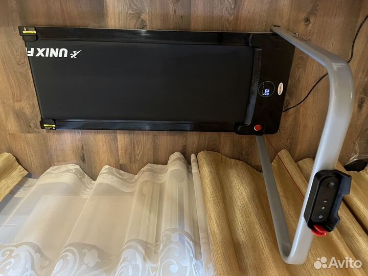 Беговая дорожка unixfit r-200v