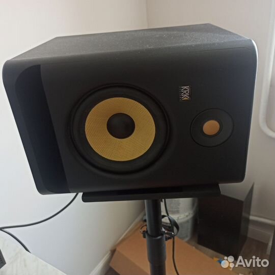 Студийные мониторы KRK Rokit 7 G4