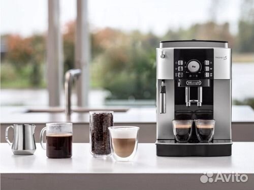 Кофемашина DeLonghi ecam 21.117.SB/S серебристый