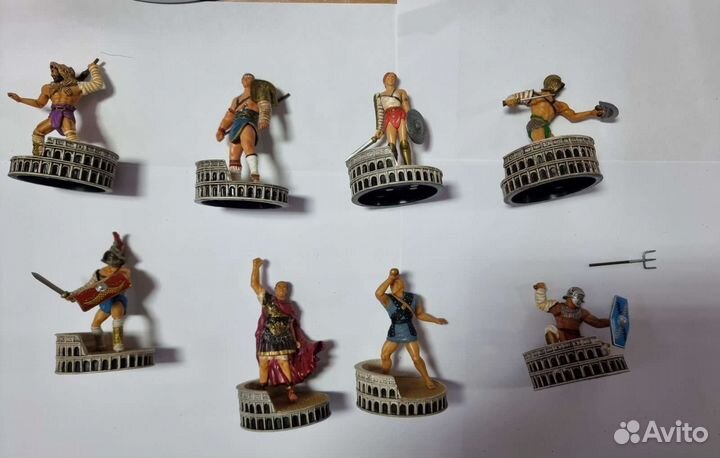 Фигурки гладиаторов. Производство Япония