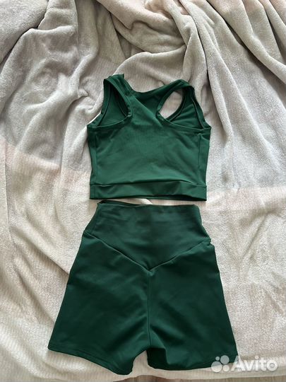 Спортивная форма женская