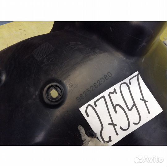 Peugeot 3008 Локер Подкрылок передний левый