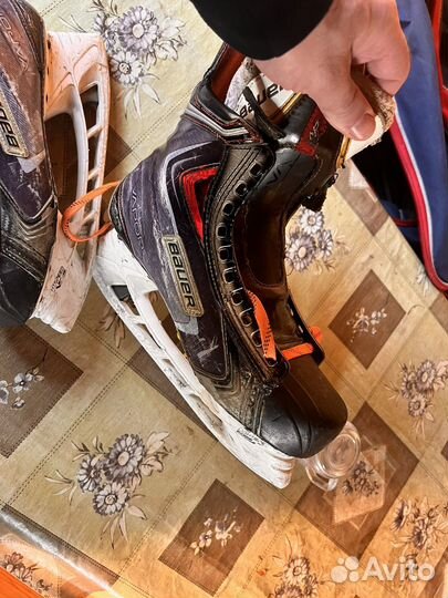 Хоккейные коньки bauer vapor apx2