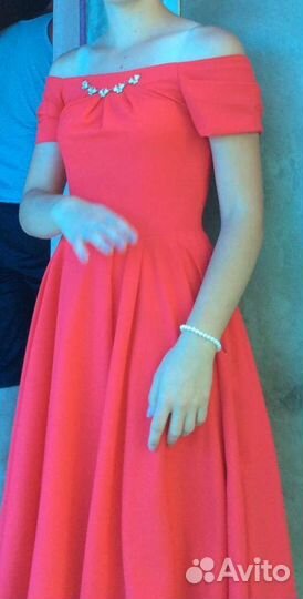 Вечернее платье