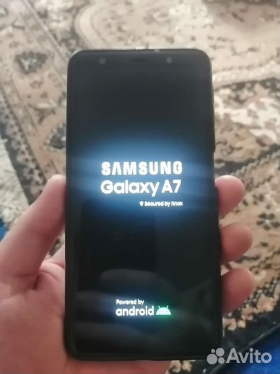 Телефон Samsung galaxy A7