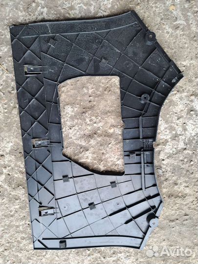 Ящик для инструментов BMW E65 E66