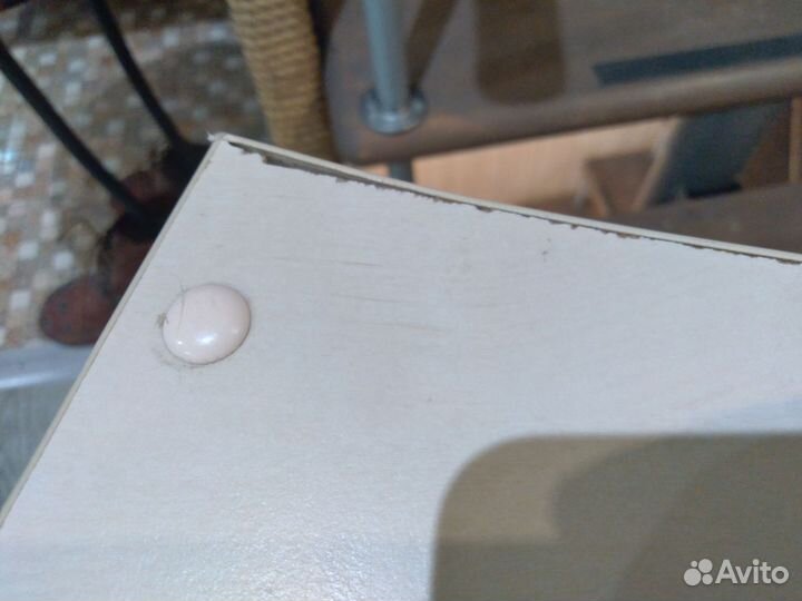 Маникюрный стол с тумбами